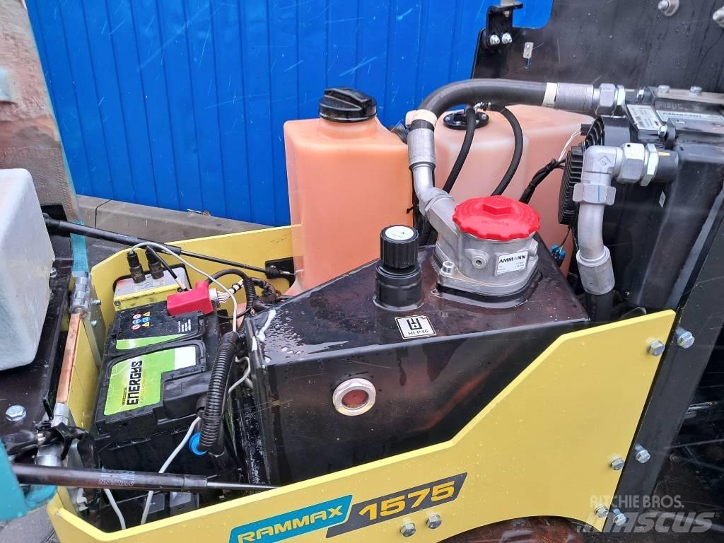 Ammann Rammax 1575 土壤压实机