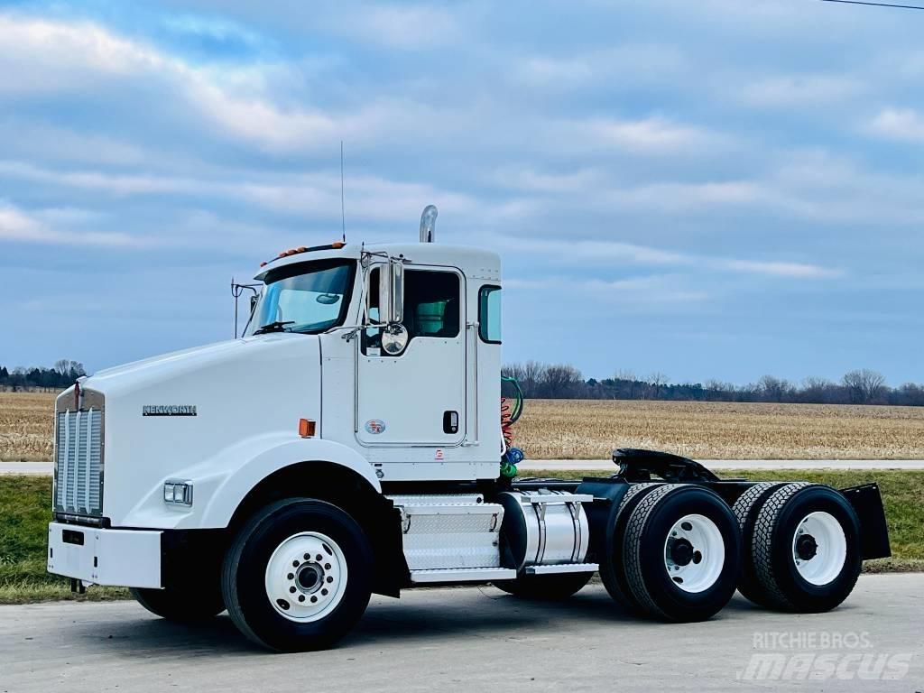 Kenworth T 800 牵引车
