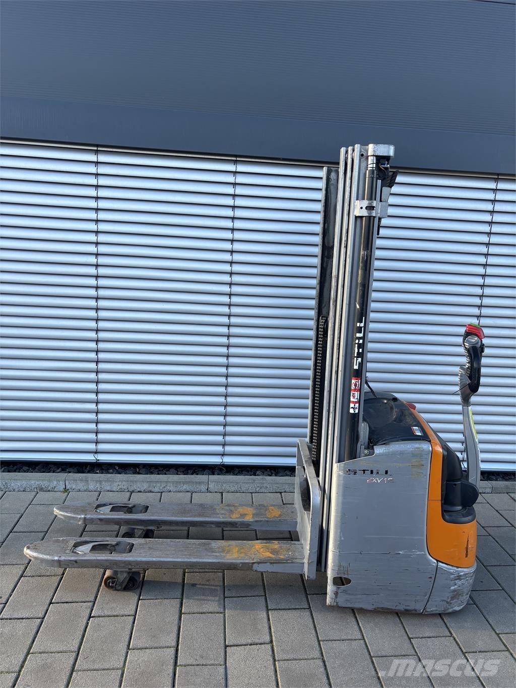 Still EXV 12i 行走式堆垛机