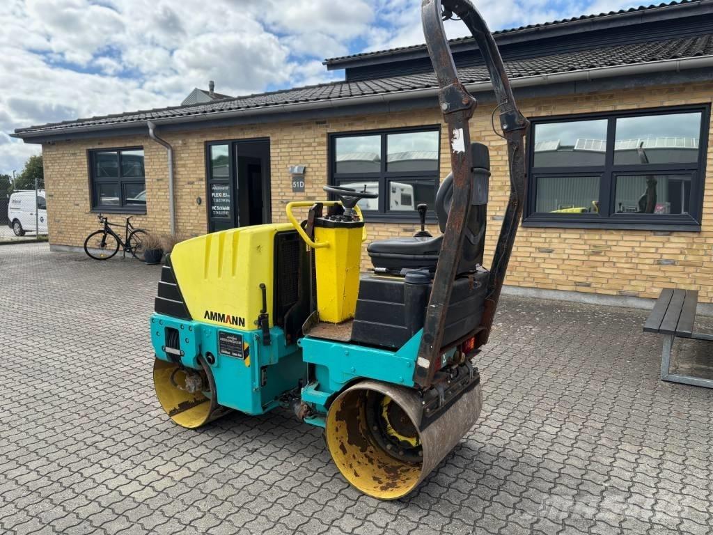 Ammann AV 12-2 双轮压路机