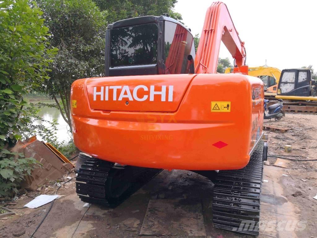 Hitachi ZX 70 中型挖掘机