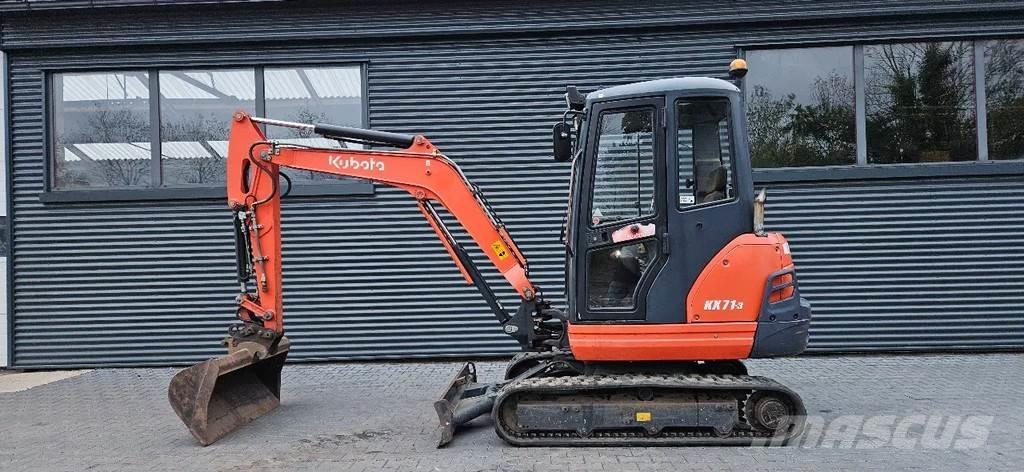 Kubota KX71-3 小型挖掘机