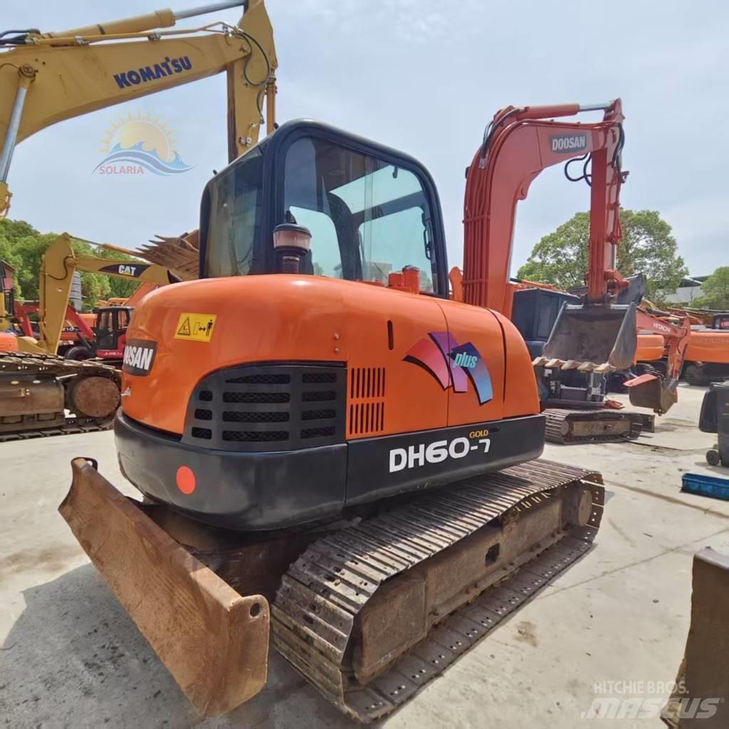 Doosan DH 60-7 小型挖掘机