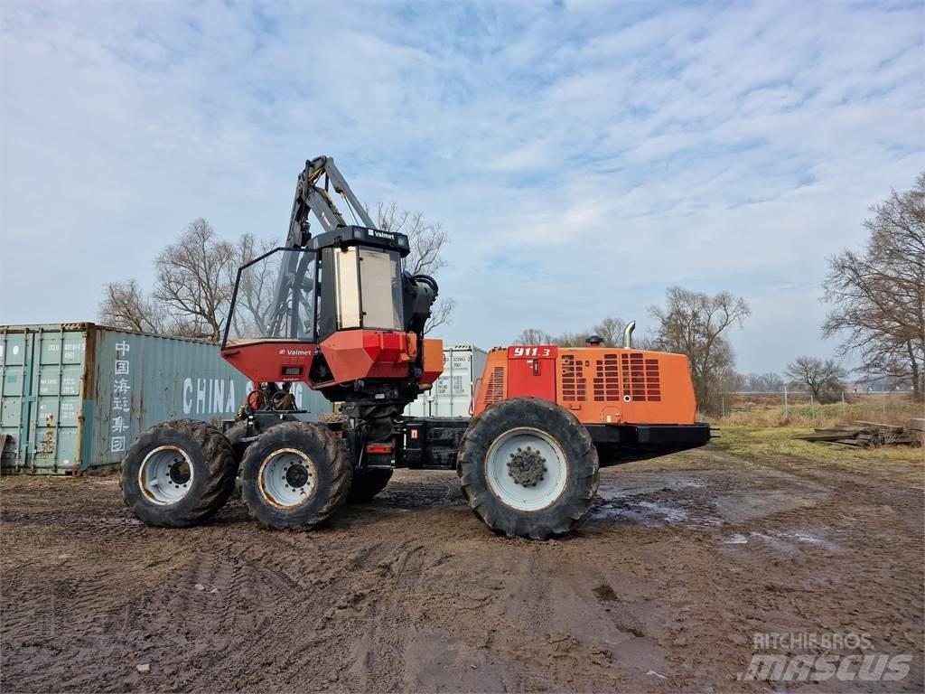 Valmet 911.3 收割机
