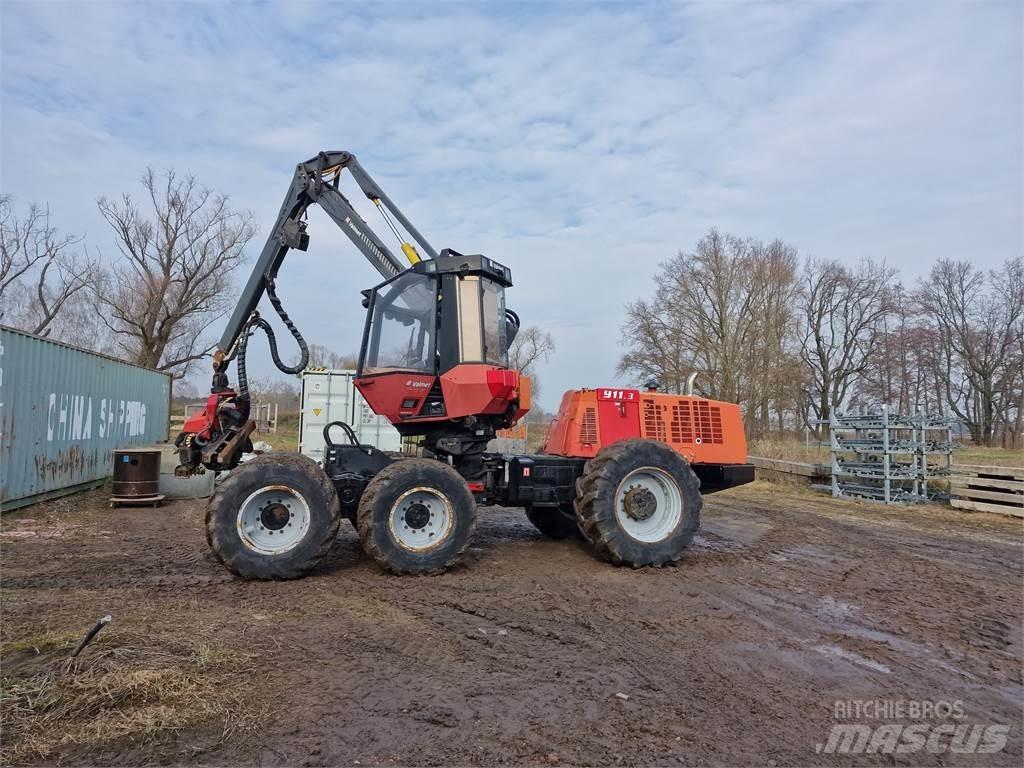 Valmet 911.3 收割机