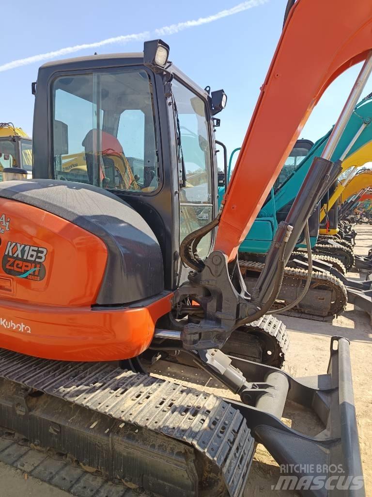 Kubota KX 163 小型挖掘机
