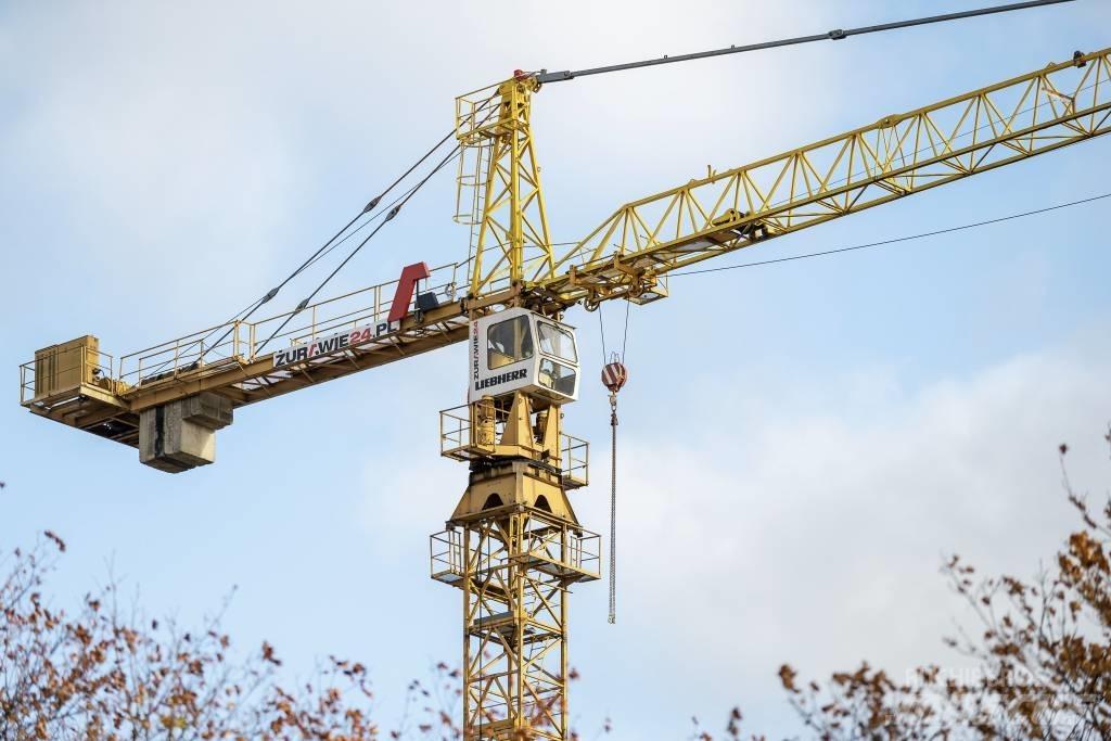 Liebherr 120HC 塔式起重机
