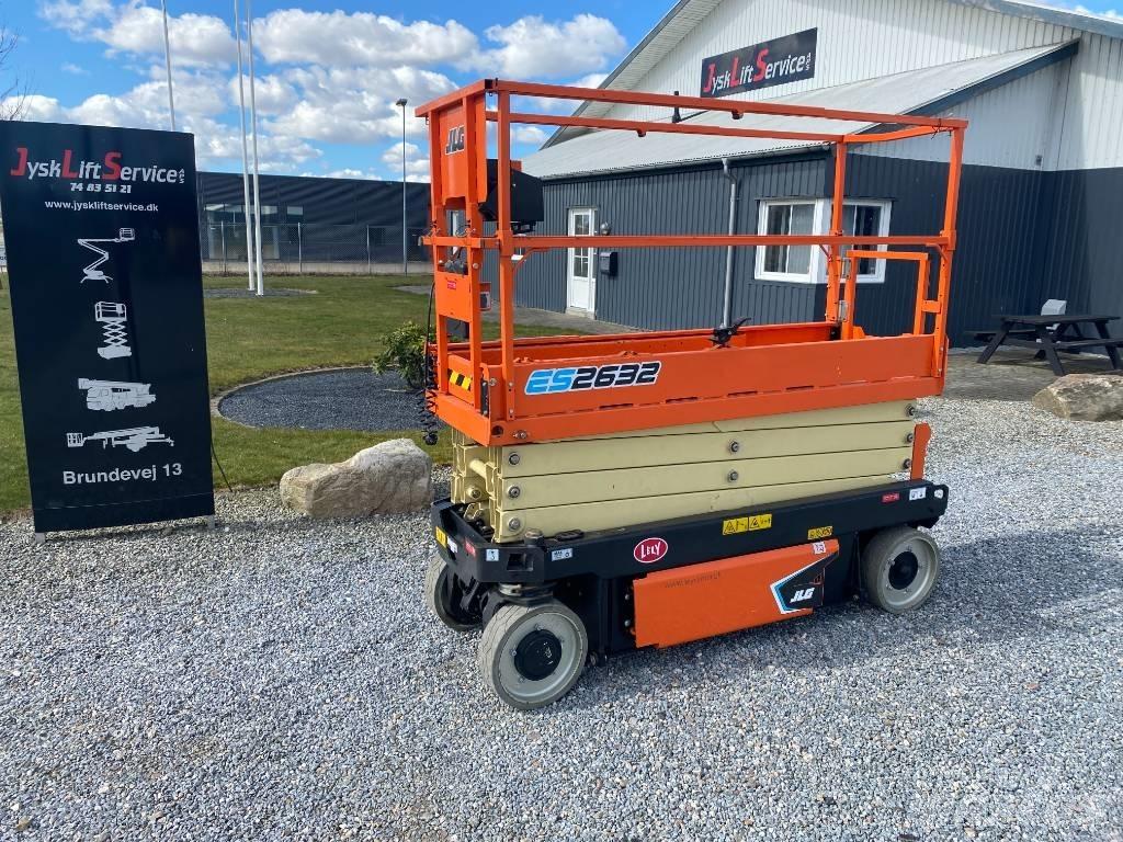 JLG ES 2632 剪叉式升降机
