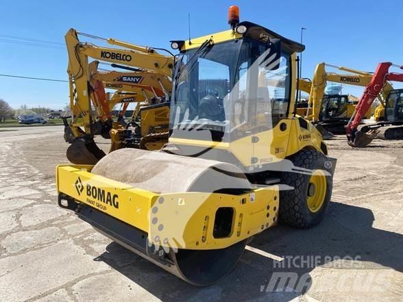 Bomag BW177D-5 单轮压路机