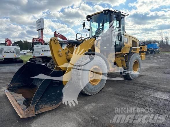 CAT 926M 轮式装载机