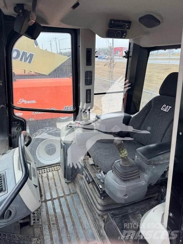 CAT 963K 履带式装载机