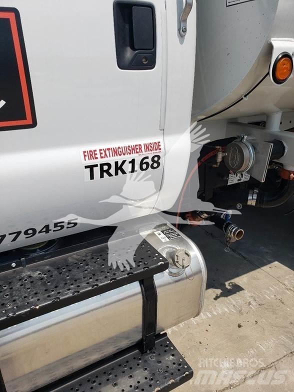 F & R F750 木材运输半挂车