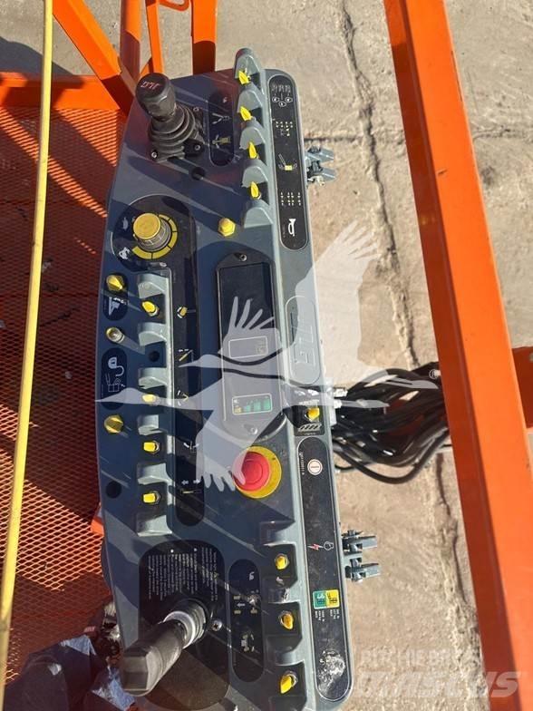 JLG 1350SJP 直臂高空工作平台