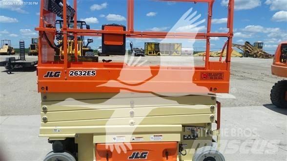 JLG 2632ES 剪叉式升降机