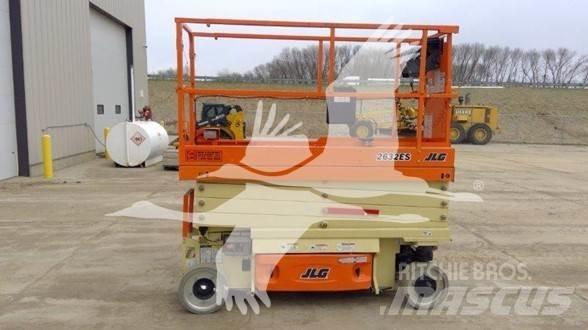 JLG 2632ES 剪叉式升降机