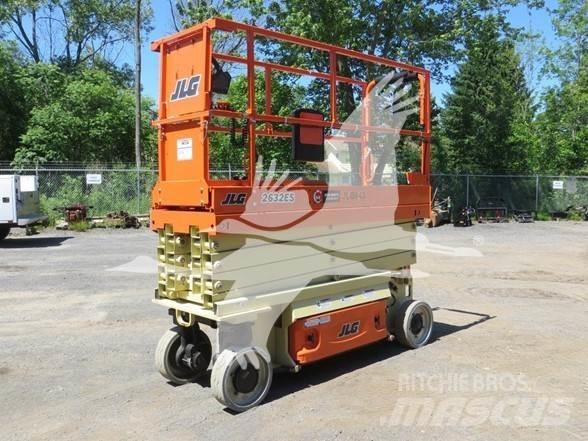 JLG 2632ES 剪叉式升降机