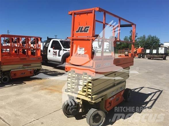 JLG 2632ES 剪叉式升降机