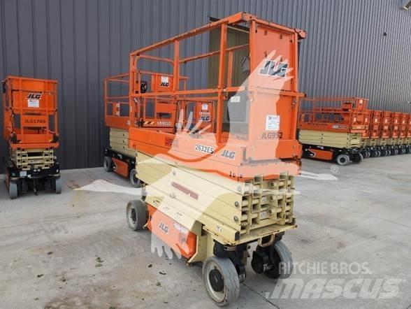 JLG 2632ES 剪叉式升降机