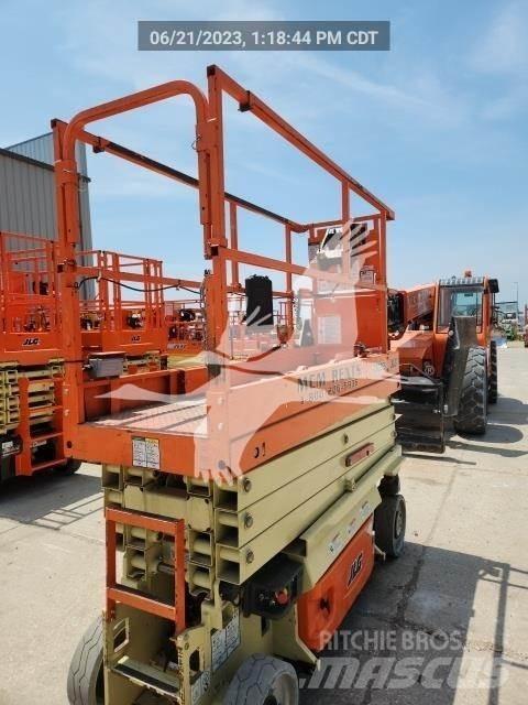 JLG 2632ES 剪叉式升降机