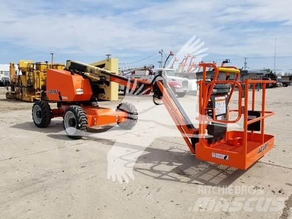JLG 340AJ 曲臂高空工作平台