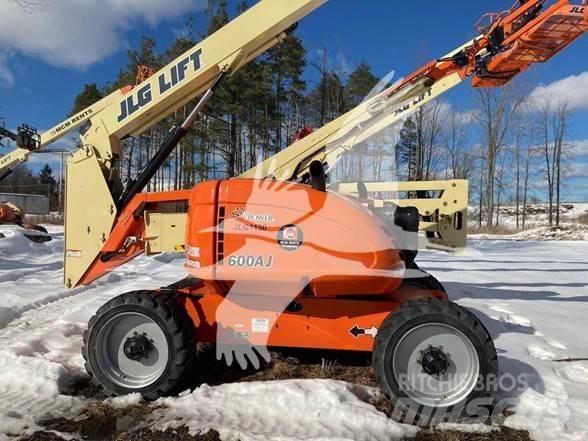 JLG 600AJ 曲臂高空工作平台