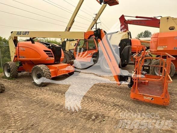 JLG 600AJ 曲臂高空工作平台