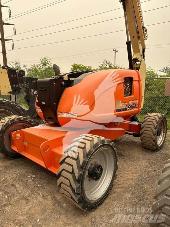 JLG 600AJ 曲臂高空工作平台