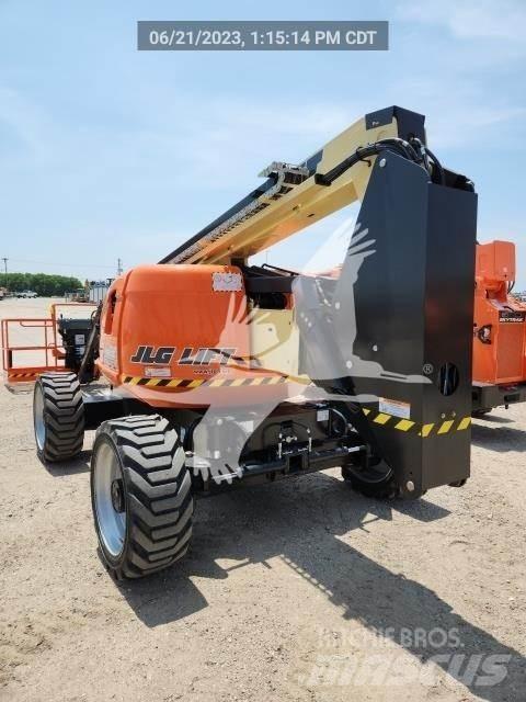 JLG 600AJ 曲臂高空工作平台
