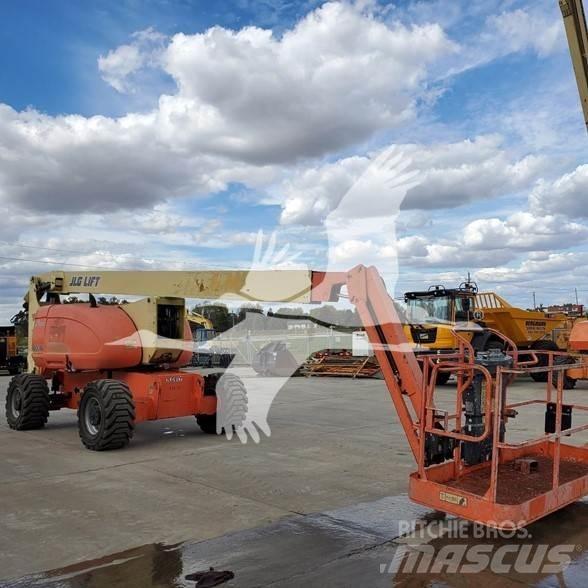 JLG 800AJ 曲臂高空工作平台