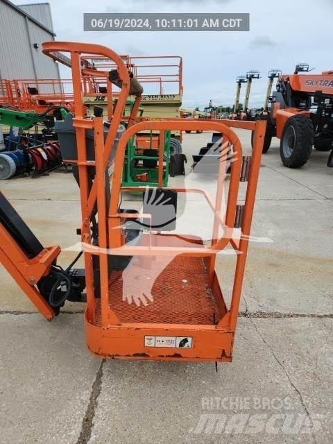 JLG E300AJP 曲臂高空工作平台