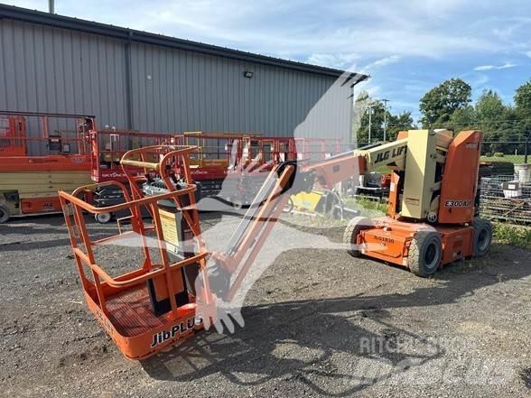 JLG E300AJP 曲臂高空工作平台