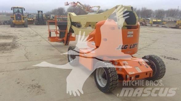 JLG E450AJ 曲臂高空工作平台