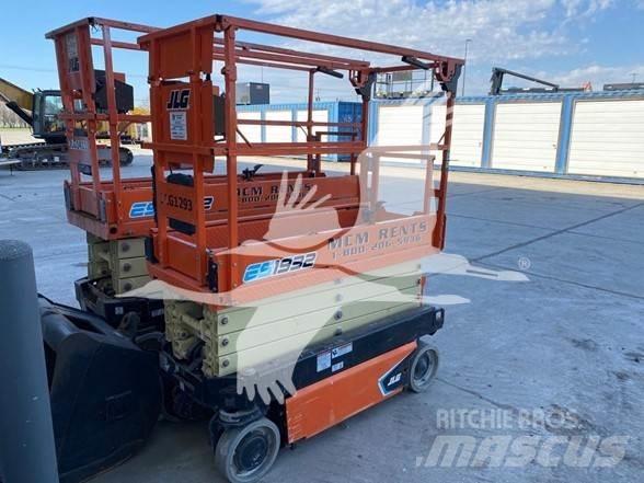 JLG ES1932 剪叉式升降机