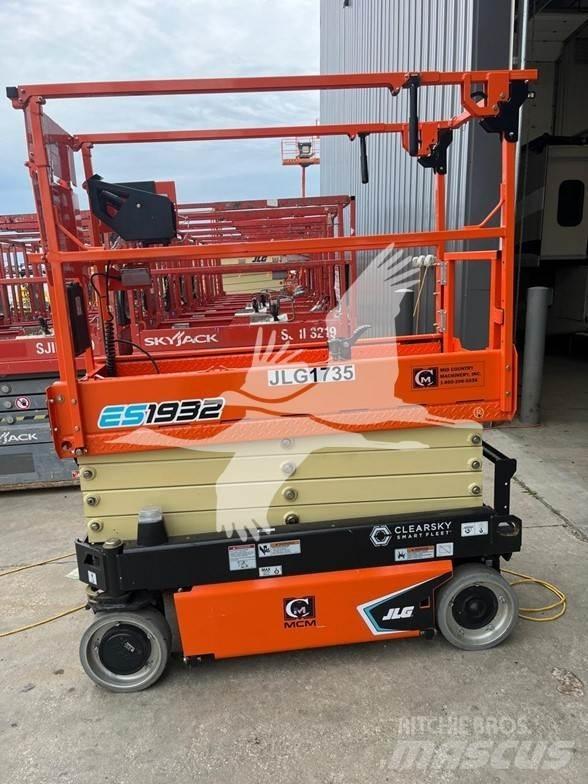JLG ES1932 剪叉式升降机