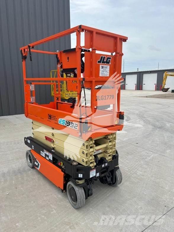 JLG ES1932 剪叉式升降机