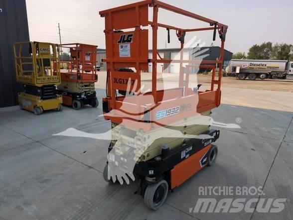 JLG ES1932 剪叉式升降机