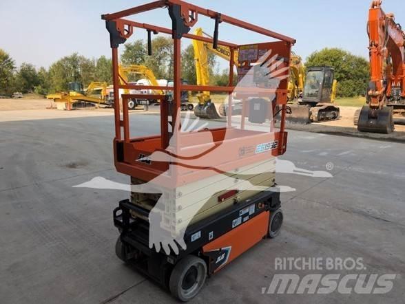 JLG ES1932 剪叉式升降机