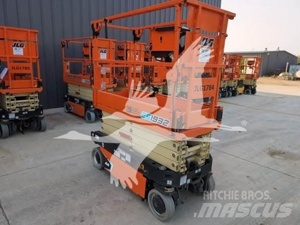 JLG ES1932 剪叉式升降机