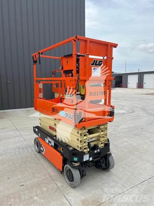JLG ES1932 剪叉式升降机