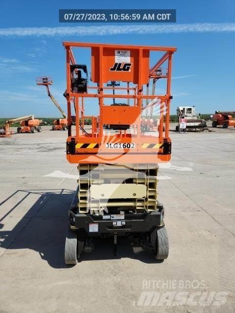 JLG ES3246 剪叉式升降机