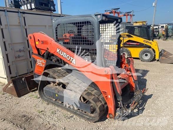 Kubota SVL75-2 滑移装载机
