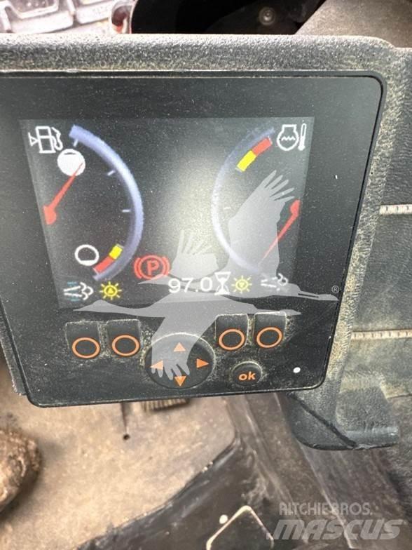 Manitou 2150RT 滑移装载机