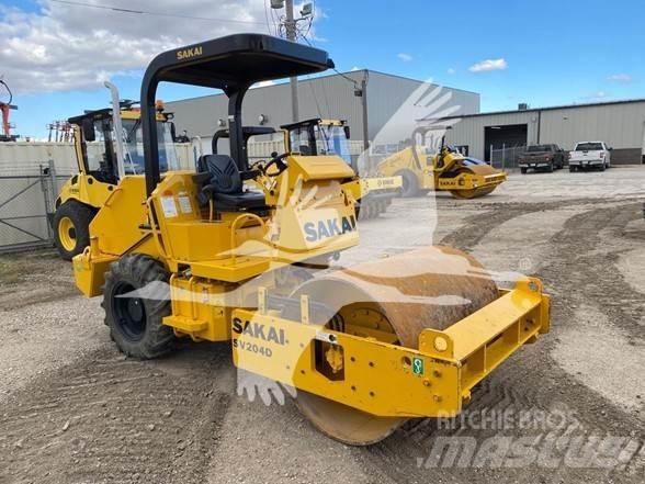 Sakai SV204D 单轮压路机