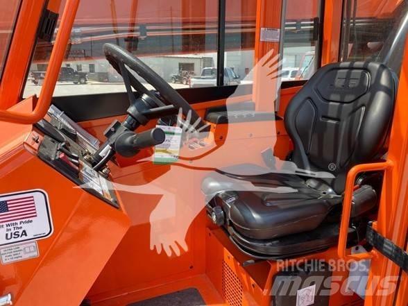 SkyTrak 10054 伸缩臂叉装车|叉装车