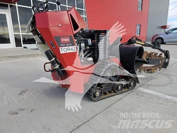 Toro TRX300 挖沟机