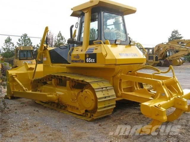 Komatsu D 65 EX 履带式推土机