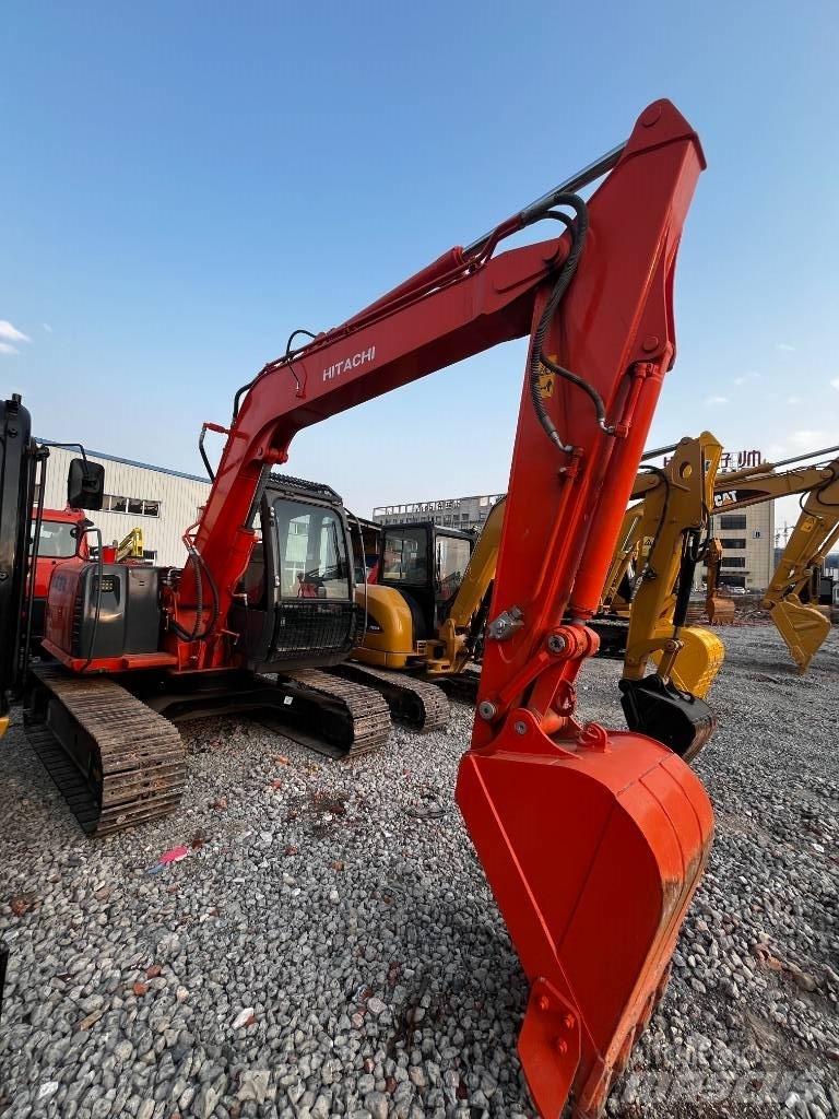 Hitachi ZX 80 履带挖掘机