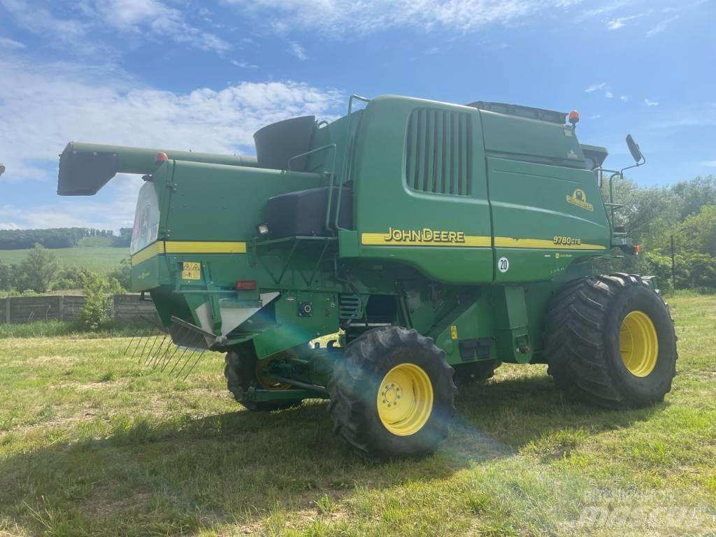 John Deere 9780 CTS 联合收割机