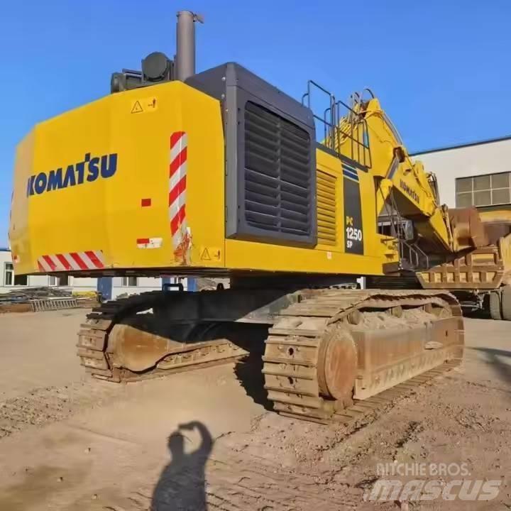 Komatsu PC1250SP 履带挖掘机