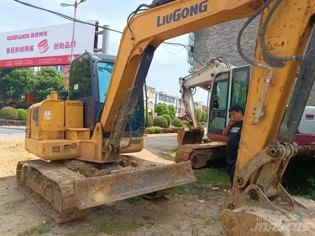 LiuGong 9055E 履带挖掘机